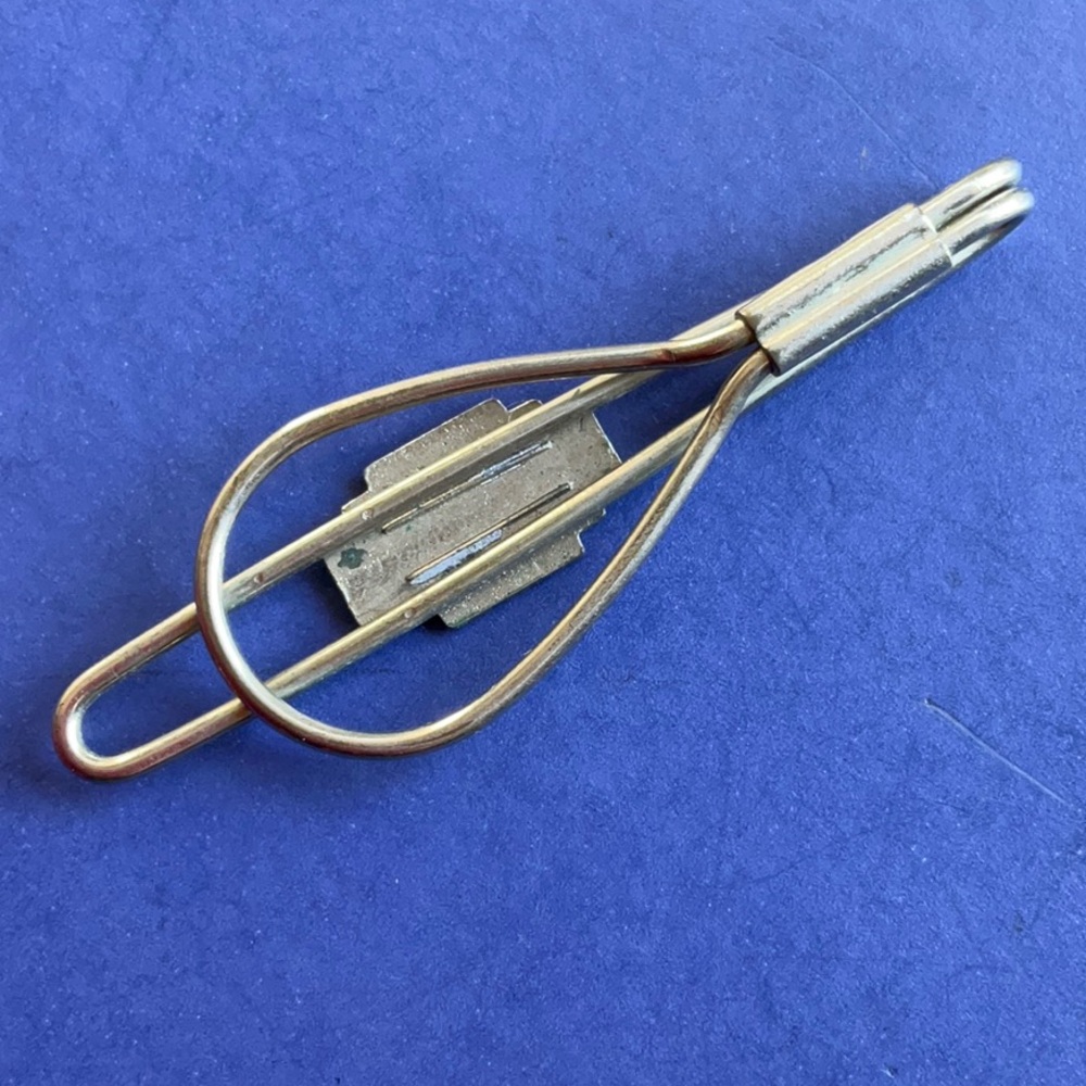 1934 Chicago World’s Fair tie clip - Picture 3 of 4